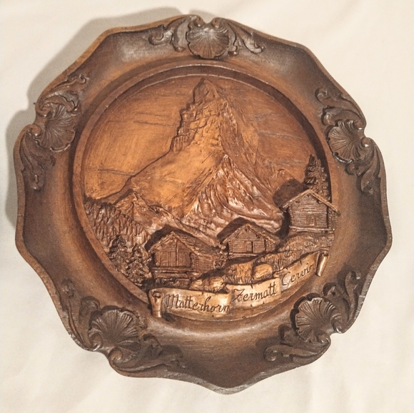 Mid Century "Matterhorn Zermatt Cervin" Carved 3D Resin Faux Wood Wall Art - Picture 15 of 15